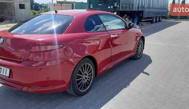 Червоний Альфа Ромео GT, об'ємом двигуна 1.97 л та пробігом 172 тис. км за 4150 $, фото 8 на Automoto.ua