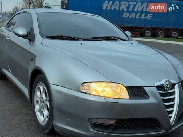 Серый Альфа Ромео ГТ, объемом двигателя 1.91 л и пробегом 245 тыс. км за 3999 $, фото 24 на Automoto.ua