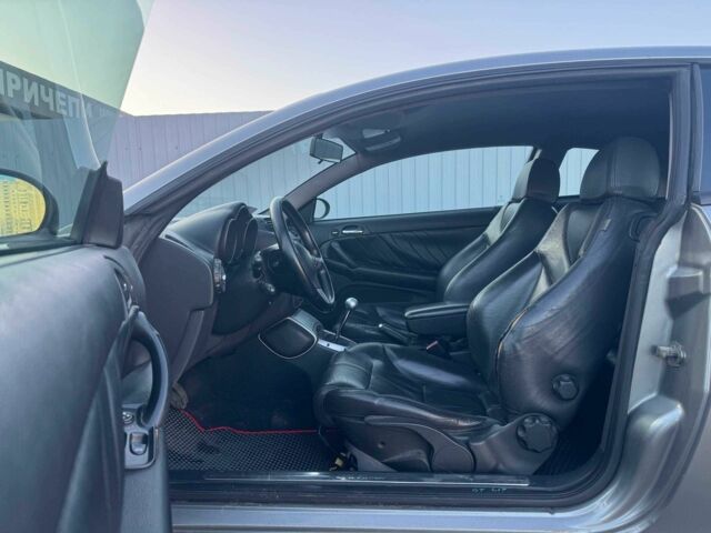 Серый Альфа Ромео ГТ, объемом двигателя 2 л и пробегом 196 тыс. км за 4790 $, фото 8 на Automoto.ua