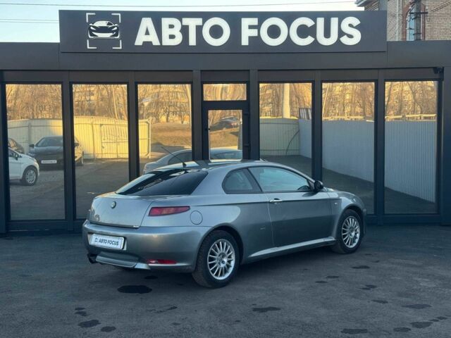 Серый Альфа Ромео ГТ, объемом двигателя 2 л и пробегом 196 тыс. км за 4790 $, фото 4 на Automoto.ua