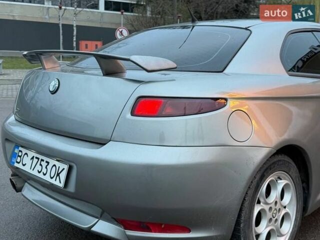 Серый Альфа Ромео ГТ, объемом двигателя 1.91 л и пробегом 245 тыс. км за 3999 $, фото 27 на Automoto.ua