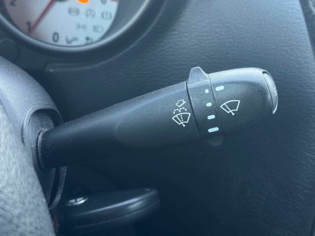 Серый Альфа Ромео ГТ, объемом двигателя 2 л и пробегом 196 тыс. км за 4790 $, фото 19 на Automoto.ua