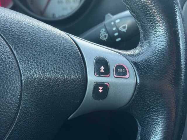 Серый Альфа Ромео ГТ, объемом двигателя 2 л и пробегом 196 тыс. км за 4790 $, фото 18 на Automoto.ua