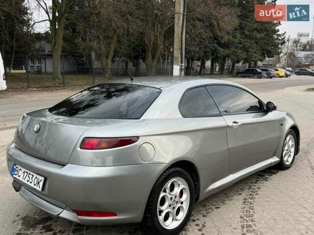 Серый Альфа Ромео ГТ, объемом двигателя 1.91 л и пробегом 245 тыс. км за 3999 $, фото 5 на Automoto.ua