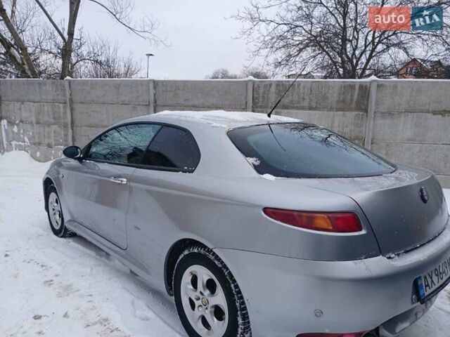 Сірий Альфа Ромео GT, об'ємом двигуна 1.97 л та пробігом 190 тис. км за 3600 $, фото 3 на Automoto.ua