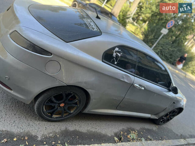 Альфа Ромео ГТ 2005 в Черновцах на Automoto.ua Серый Альфа Ромео ГТ, объемом двигателя 1.9 л и пробегом 200 тыс. км за 1999 $, фото 5 на Automoto.ua