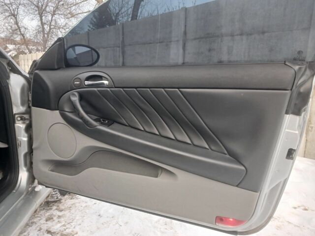 Серый Альфа Ромео ГТ, объемом двигателя 2 л и пробегом 190 тыс. км за 3600 $, фото 12 на Automoto.ua