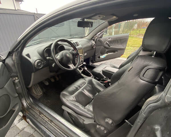 Сірий Альфа Ромео GT, об'ємом двигуна 1.9 л та пробігом 268 тис. км за 3000 $, фото 14 на Automoto.ua