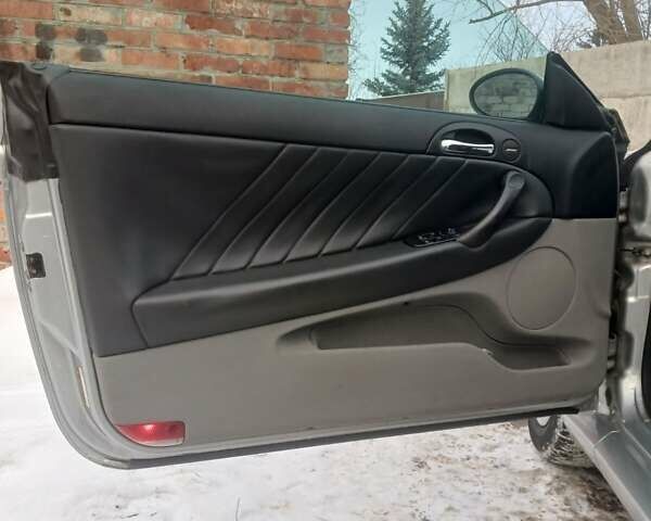 Сірий Альфа Ромео GT, об'ємом двигуна 1.97 л та пробігом 190 тис. км за 3600 $, фото 10 на Automoto.ua