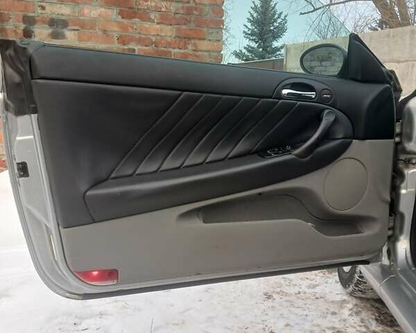 Серый Альфа Ромео ГТ, объемом двигателя 1.97 л и пробегом 190 тыс. км за 3700 $, фото 15 на Automoto.ua