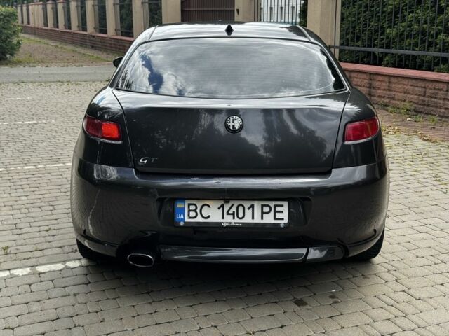 Сірий Альфа Ромео GT, об'ємом двигуна 1.9 л та пробігом 200 тис. км за 3500 $, фото 5 на Automoto.ua