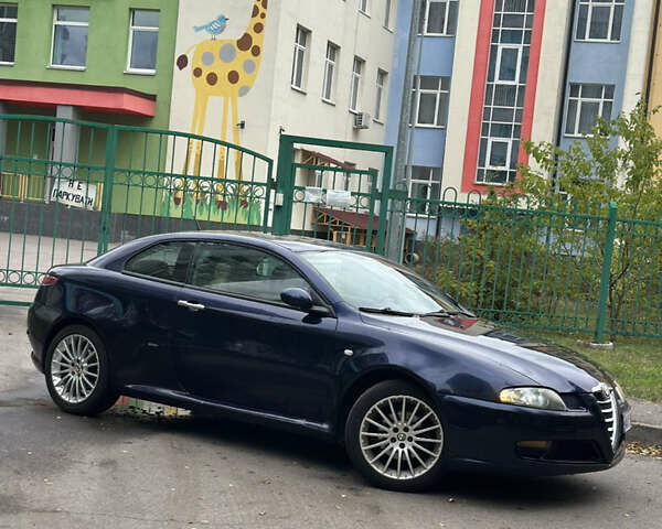 Синий Альфа Ромео ГТ, объемом двигателя 1.97 л и пробегом 200 тыс. км за 4600 $, фото 6 на Automoto.ua