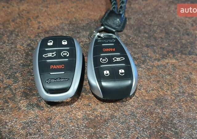 Белый Альфа Ромео Джулия, объемом двигателя 2 л и пробегом 82 тыс. км за 25600 $, фото 39 на Automoto.ua