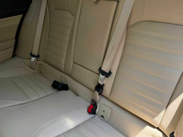 Белый Альфа Ромео Джулия, объемом двигателя 2 л и пробегом 45 тыс. км за 8000 $, фото 10 на Automoto.ua