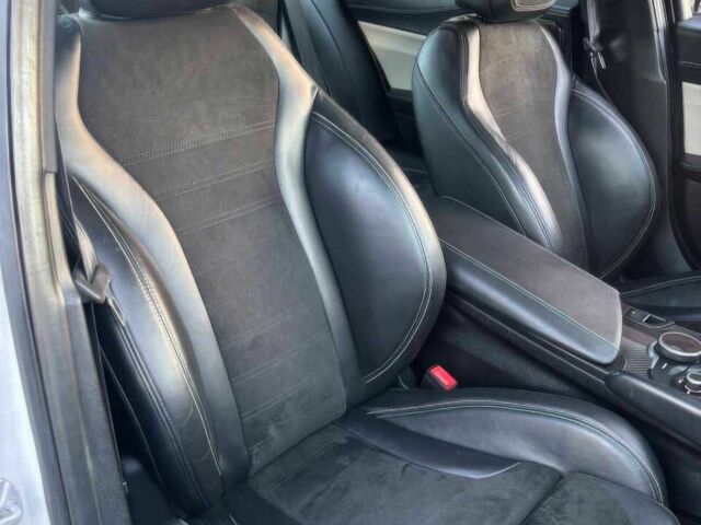 Білий Альфа Ромео Джулія, об'ємом двигуна 2.9 л та пробігом 58 тис. км за 5000 $, фото 14 на Automoto.ua