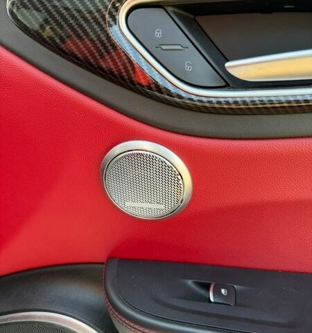 Білий Альфа Ромео Джулія, об'ємом двигуна 2 л та пробігом 89 тис. км за 23000 $, фото 10 на Automoto.ua