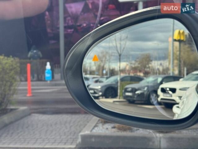 Белый Альфа Ромео Джулия, объемом двигателя 2 л и пробегом 105 тыс. км за 17990 $, фото 17 на Automoto.ua