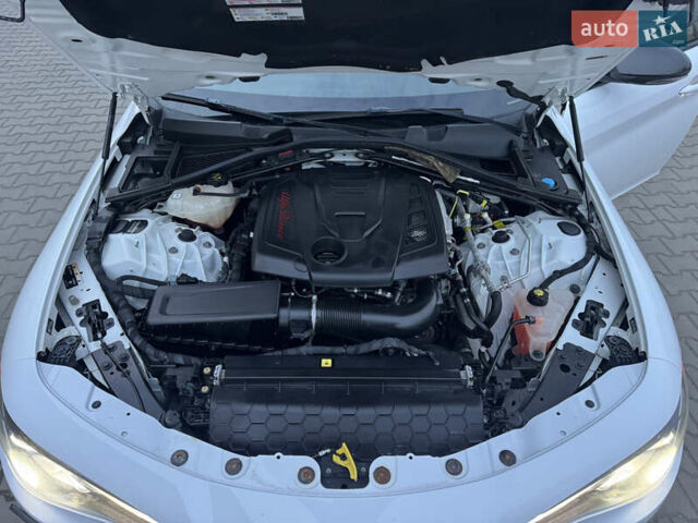 Альфа Ромео Джулия 2019 в Луцке на Automoto.ua Белый Альфа Ромео Джулия, объемом двигателя 2 л и пробегом 177 тыс. км за 15000 $, фото 33 на Automoto.ua