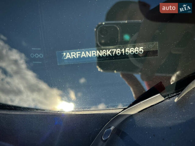 Білий Альфа Ромео Джулія, об'ємом двигуна 2 л та пробігом 103 тис. км за 22900 $, фото 36 на Automoto.ua