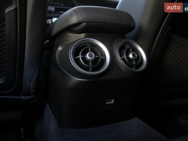 Белый Альфа Ромео Джулия, объемом двигателя 2 л и пробегом 82 тыс. км за 23800 $, фото 37 на Automoto.ua