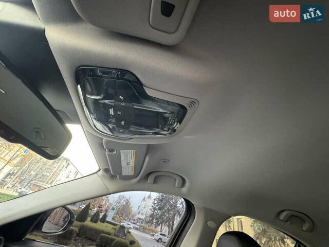 Белый Альфа Ромео Джулия, объемом двигателя 2 л и пробегом 110 тыс. км за 25000 $, фото 60 на Automoto.ua