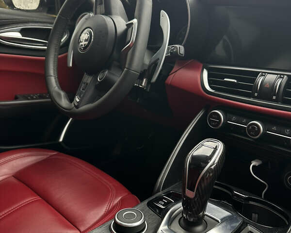 Альфа Ромео Джулія 2020 у Львові на Automoto.ua Білий Альфа Ромео Джулія, об'ємом двигуна 2 л та пробігом 40 тис. км за 24000 $, фото 16 на Automoto.ua
