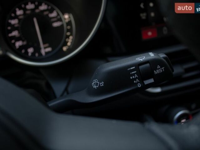 Белый Альфа Ромео Джулия, объемом двигателя 2 л и пробегом 82 тыс. км за 23800 $, фото 28 на Automoto.ua