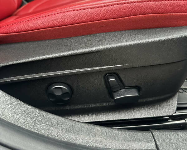 Альфа Ромео Джулія 2020 у Львові на Automoto.ua Білий Альфа Ромео Джулія, об'ємом двигуна 2 л та пробігом 40 тис. км за 24000 $, фото 15 на Automoto.ua