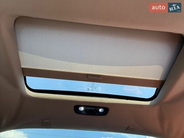 Черный Альфа Ромео Джулия, объемом двигателя 2 л и пробегом 195 тыс. км за 14000 $, фото 10 на Automoto.ua