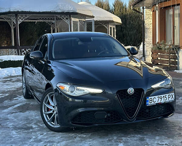 Черный Альфа Ромео Джулия, объемом двигателя 2 л и пробегом 78 тыс. км за 17500 $, фото 11 на Automoto.ua