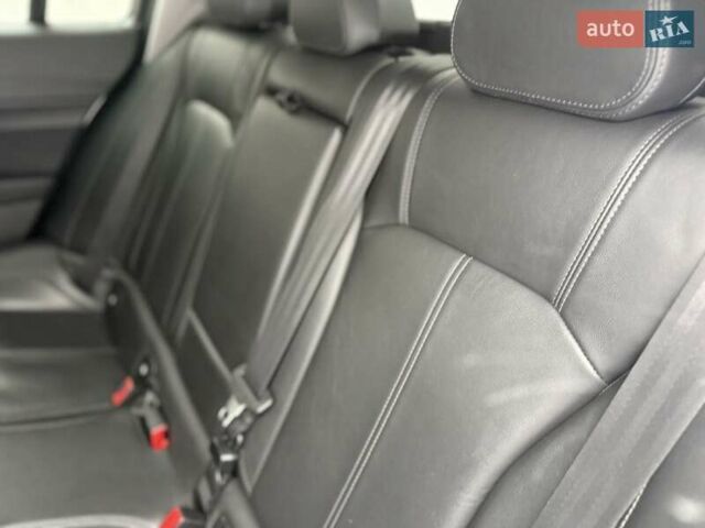 Чорний Альфа Ромео Джулія, об'ємом двигуна 2 л та пробігом 62 тис. км за 20500 $, фото 34 на Automoto.ua