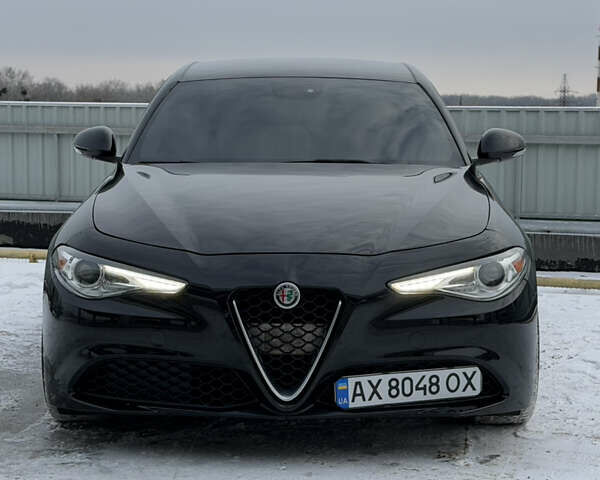 Чорний Альфа Ромео Джулія, об'ємом двигуна 2 л та пробігом 63 тис. км за 20900 $, фото 21 на Automoto.ua