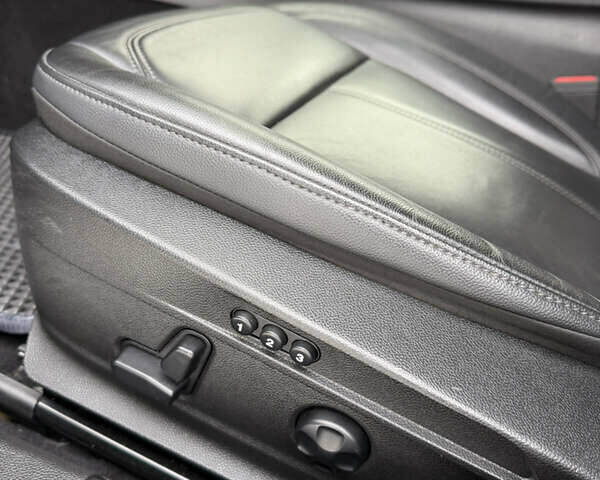 Чорний Альфа Ромео Джулія, об'ємом двигуна 2 л та пробігом 63 тис. км за 20900 $, фото 34 на Automoto.ua