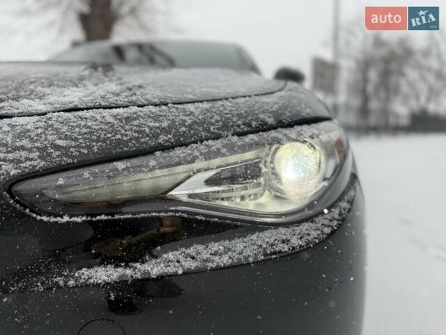 Чорний Альфа Ромео Джулія, об'ємом двигуна 2 л та пробігом 62 тис. км за 20500 $, фото 13 на Automoto.ua