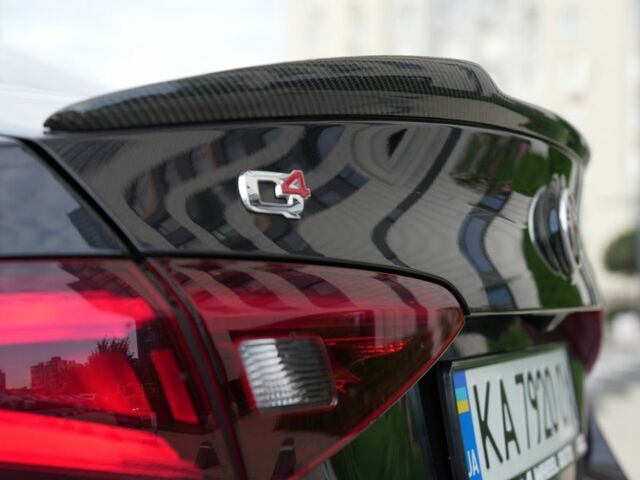 Чорний Альфа Ромео Джулія, об'ємом двигуна 2 л та пробігом 107 тис. км за 18771 $, фото 11 на Automoto.ua