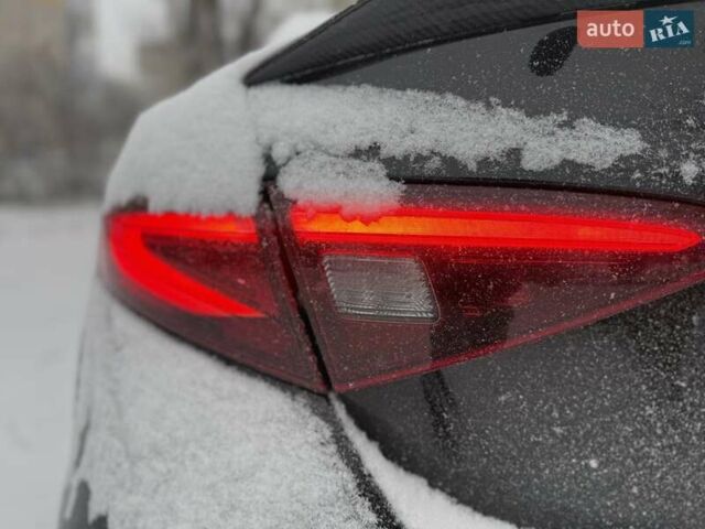 Чорний Альфа Ромео Джулія, об'ємом двигуна 2 л та пробігом 62 тис. км за 20500 $, фото 16 на Automoto.ua
