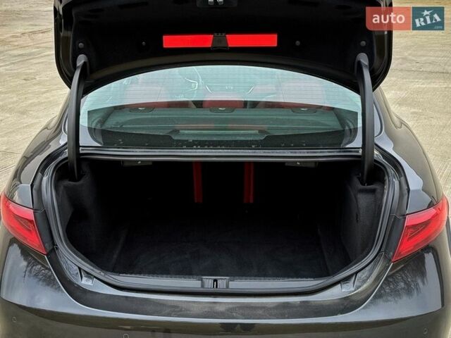 Чорний Альфа Ромео Джулія, об'ємом двигуна 2 л та пробігом 67 тис. км за 20300 $, фото 19 на Automoto.ua