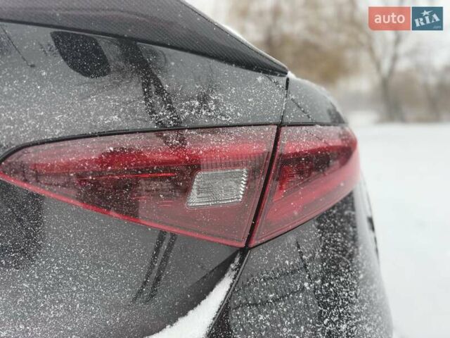 Чорний Альфа Ромео Джулія, об'ємом двигуна 2 л та пробігом 62 тис. км за 20500 $, фото 11 на Automoto.ua