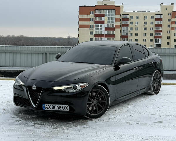 Чорний Альфа Ромео Джулія, об'ємом двигуна 2 л та пробігом 63 тис. км за 20900 $, фото 48 на Automoto.ua