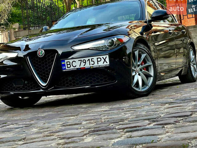Черный Альфа Ромео Джулия, объемом двигателя 2 л и пробегом 78 тыс. км за 17800 $, фото 5 на Automoto.ua
