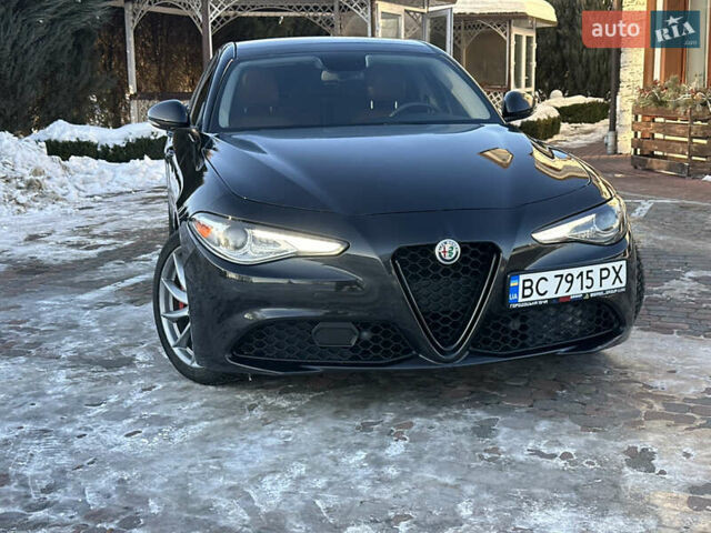 Черный Альфа Ромео Джулия, объемом двигателя 2 л и пробегом 78 тыс. км за 17500 $, фото 12 на Automoto.ua