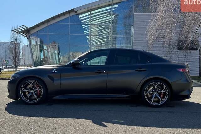 Чорний Альфа Ромео Джулія, об'ємом двигуна 2.9 л та пробігом 63 тис. км за 38500 $, фото 70 на Automoto.ua