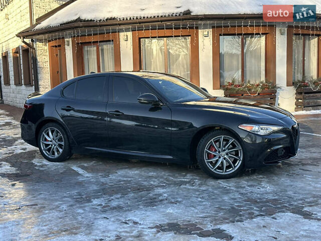 Черный Альфа Ромео Джулия, объемом двигателя 2 л и пробегом 78 тыс. км за 17500 $, фото 13 на Automoto.ua