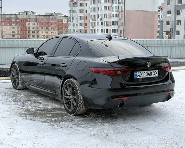 Чорний Альфа Ромео Джулія, об'ємом двигуна 2 л та пробігом 63 тис. км за 20900 $, фото 12 на Automoto.ua