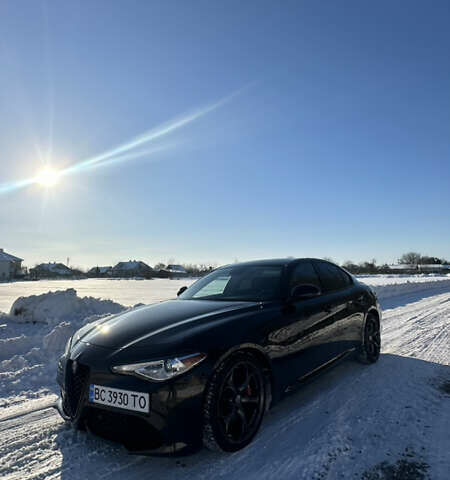 Черный Альфа Ромео Джулия, объемом двигателя 2 л и пробегом 114 тыс. км за 18700 $, фото 15 на Automoto.ua