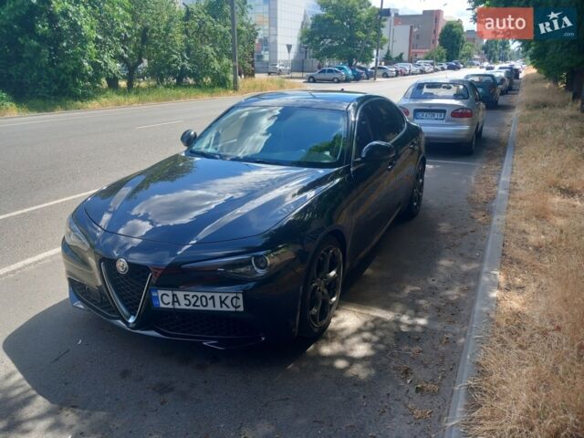 Чорний Альфа Ромео Джулія, об'ємом двигуна 2 л та пробігом 191 тис. км за 19500 $, фото 23 на Automoto.ua