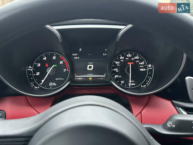 Чорний Альфа Ромео Джулія, об'ємом двигуна 2 л та пробігом 112 тис. км за 18800 $, фото 15 на Automoto.ua