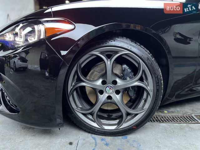 Альфа Ромео Джулия 2018 в Львове на Automoto.ua Черный Альфа Ромео Джулия, объемом двигателя 2 л и пробегом 126 тыс. км за 27500 $, фото 11 на Automoto.ua