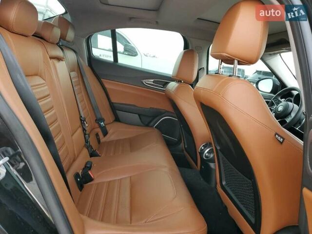 Альфа Ромео Джулия 2018 в Львове на Automoto.ua Черный Альфа Ромео Джулия, объемом двигателя 2 л и пробегом 128 тыс. км за 3800 $, фото 8 на Automoto.ua