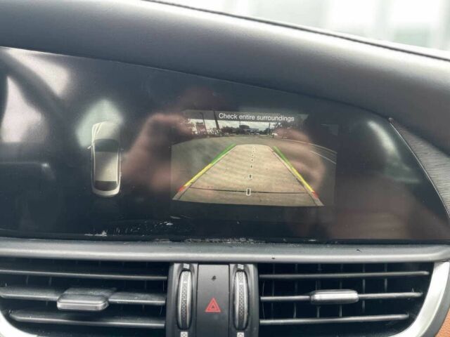 Черный Альфа Ромео Джулия, объемом двигателя 2 л и пробегом 46 тыс. км за 5100 $, фото 12 на Automoto.ua